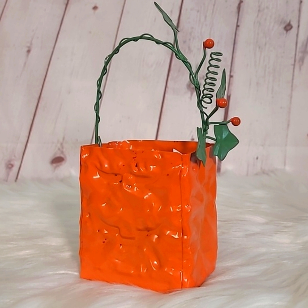 Vintage 90s Halloween Metal Pumpkin Jack-o-lantern Bag Tealight Candle Holder - Picture 7 of 16